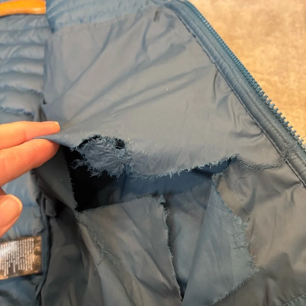 The North Face Stretch Down Vest 700 fill (flaw)